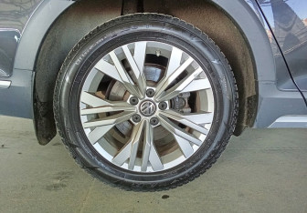 Подержанный автомобиль Volkswagen Passat Wagon 2018 года (18 фото)