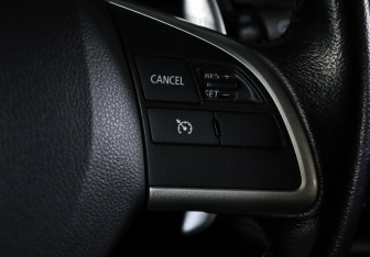 Подержанный автомобиль Mitsubishi Outlander 2013 года (11 фото)