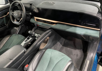 Подержанный автомобиль Geely Monjaro 2023 года (11 фото)