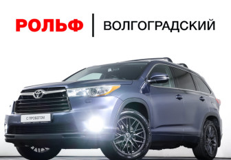 Подержанный автомобиль Toyota Highlander 2014 года (30 фото)