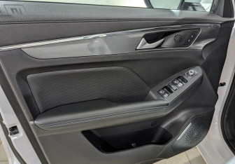 Подержанный автомобиль Haval Jolion 2023 года (18 фото)