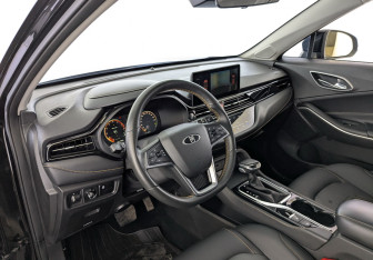 Подержанный автомобиль Москвич 3 2023 года (16 фото)