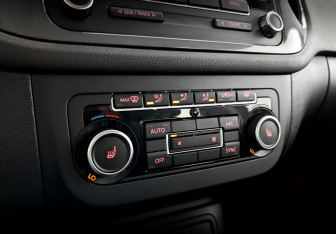Подержанный автомобиль Volkswagen Tiguan 2014 года (26 фото)