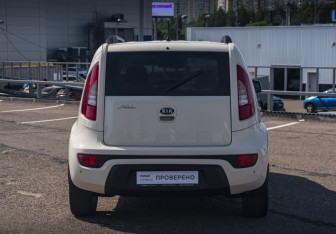 Подержанный автомобиль Kia Soul 2011 года (6 фото)