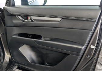 Подержанный автомобиль Mazda CX-5 2019 года (25 фото)