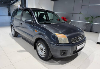 Подержанный автомобиль Ford Fusion 2008 года (2 фото)