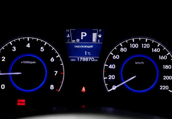 Подержанный автомобиль Hyundai Solaris Sedan 2012 года (11 фото)