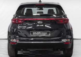 Подержанный автомобиль Kia Sportage 2020 года (6 фото)