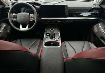 Подержанный автомобиль Haval H3 2024 года (11 фото)