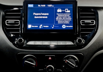 Подержанный автомобиль Hyundai Solaris Sedan 2021 года (15 фото)