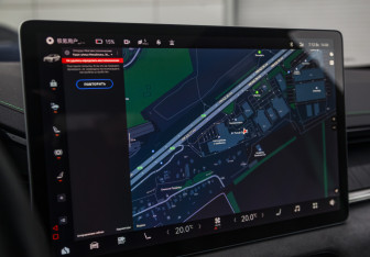 Подержанный автомобиль Zeekr 001 2023 года (26 фото)