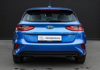 Подержанный автомобиль Kia Ceed Hatchback 2018 года (5 фото)
