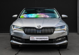 Подержанный автомобиль Skoda Superb Liftback 2024 года (2 фото)