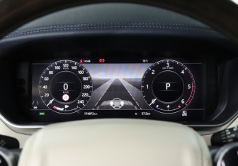 Подержанный автомобиль Land Rover Range Rover 2019 года (11 фото)