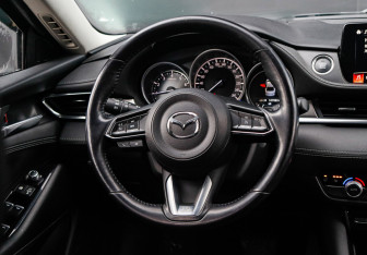 Подержанный автомобиль Mazda 6 Sedan 2020 года (15 фото)