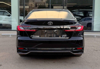 Новый Toyota Camry Sedan 2025 (16 фото)
