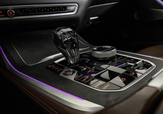 Подержанный автомобиль BMW X7 2019 года (21 фото)