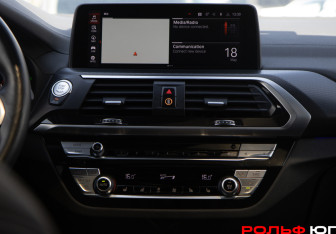 Подержанный автомобиль BMW X4 2021 года (14 фото)