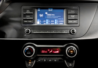 Подержанный автомобиль Kia Rio Sedan 2021 года (15 фото)