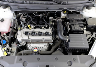 Подержанный автомобиль Changan Alsvin 2023 года (9 фото)