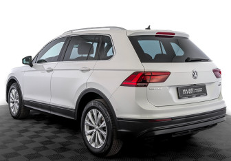 Подержанный автомобиль Volkswagen Tiguan 2017 года (7 фото)