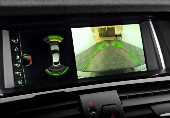 Подержанный автомобиль BMW X4 2018 года (27 фото)