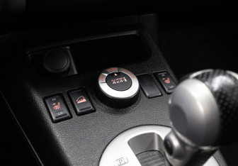 Подержанный автомобиль Nissan X-Trail 2014 года (18 фото)