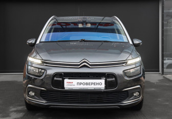 Подержанный автомобиль Citroen C4 Picasso 2016 года (2 фото)