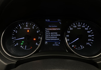 Подержанный автомобиль Nissan X-Trail 2022 года (17 фото)