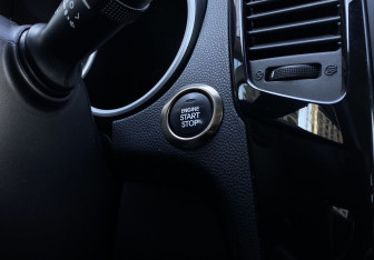 Подержанный автомобиль Kia Venga 2013 года (17 фото)