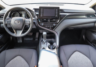 Новый Toyota Camry Sedan 2025 (13 фото)