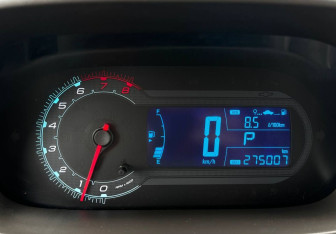 Подержанный автомобиль Chevrolet Cobalt Sedan 2014 года (12 фото)