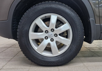 Подержанный автомобиль Kia Sorento 2011 года (12 фото)