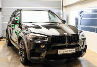Подержанный автомобиль BMW X5 M 2018 года (3 фото)