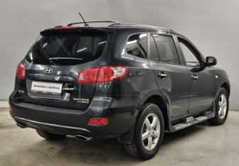 Подержанный автомобиль Hyundai Santa Fe 2006 года (5 фото)