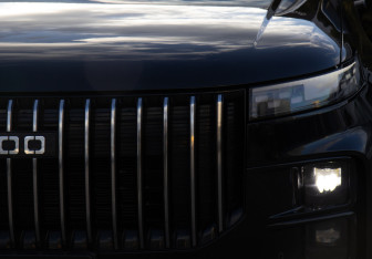 Подержанный автомобиль Jaecoo J7 2023 года (24 фото)