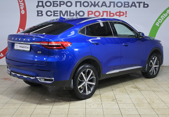 Подержанный автомобиль Haval F7x 2021 года (4 фото)