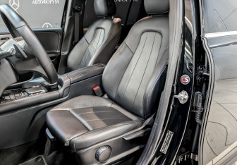Подержанный автомобиль Mercedes-Benz GLB 2020 года (20 фото)