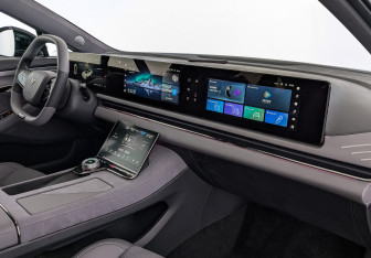 Новый Voyah Passion 2025 (9 фото)