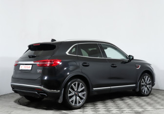 Подержанный автомобиль Hongqi HS5 2024 года (5 фото)