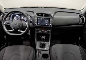Подержанный автомобиль Hyundai Creta 2021 года (13 фото)