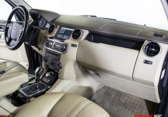 Подержанный автомобиль Land Rover Discovery 2009 года (9 фото)