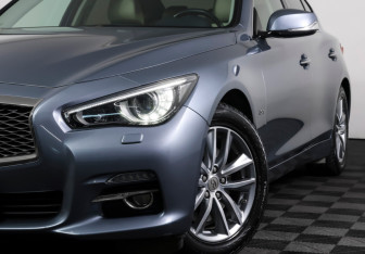 Подержанный автомобиль Infiniti Q50 2014 года (20 фото)