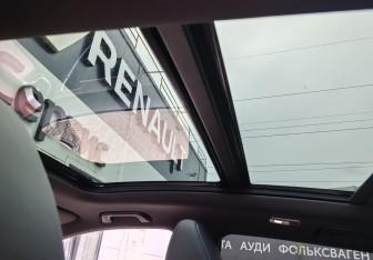 Подержанный автомобиль Geely Coolray 2023 года (11 фото)