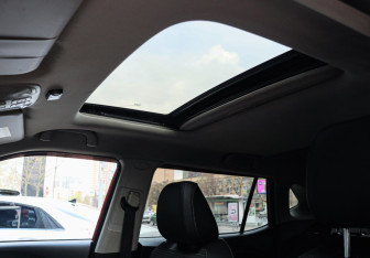 Подержанный автомобиль Москвич 3 2022 года (13 фото)