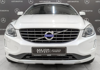 Подержанный автомобиль Volvo XC60 2017 года (2 фото)