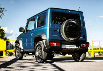 Подержанный автомобиль Suzuki Jimny 2020 года (6 фото)