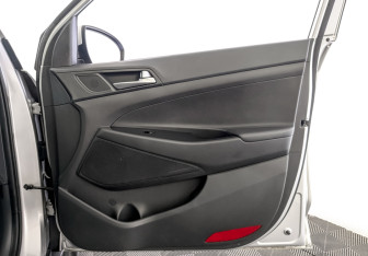 Подержанный автомобиль Hyundai Tucson 2016 года (24 фото)