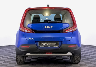 Подержанный автомобиль Kia Soul 2022 года (6 фото)