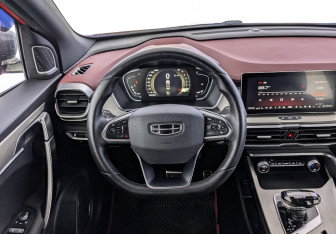 Подержанный автомобиль Geely Coolray 2023 года (22 фото)